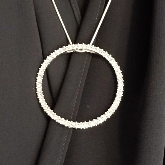 Rhinestone Eternity Pendant Necklace NWOT - Picture 2 of 2